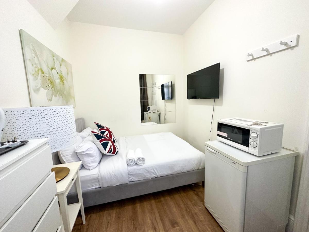Pink Door Guesthouse Лондон Экстерьер фото
