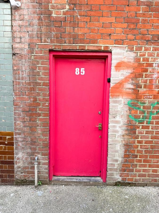 Pink Door Guesthouse Лондон Экстерьер фото